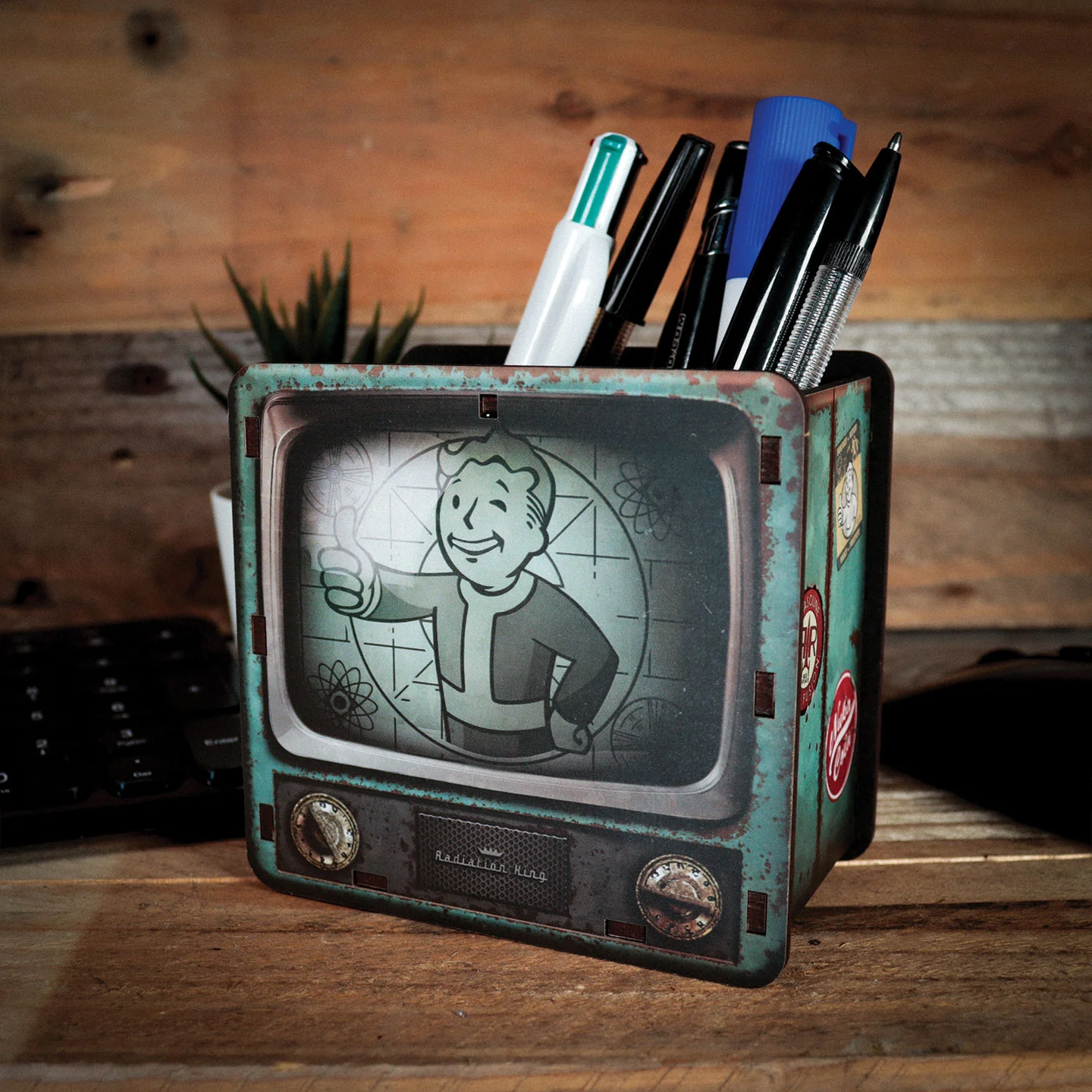Fallout - Stojan na Psací Potřeby [FaNaTtiK]